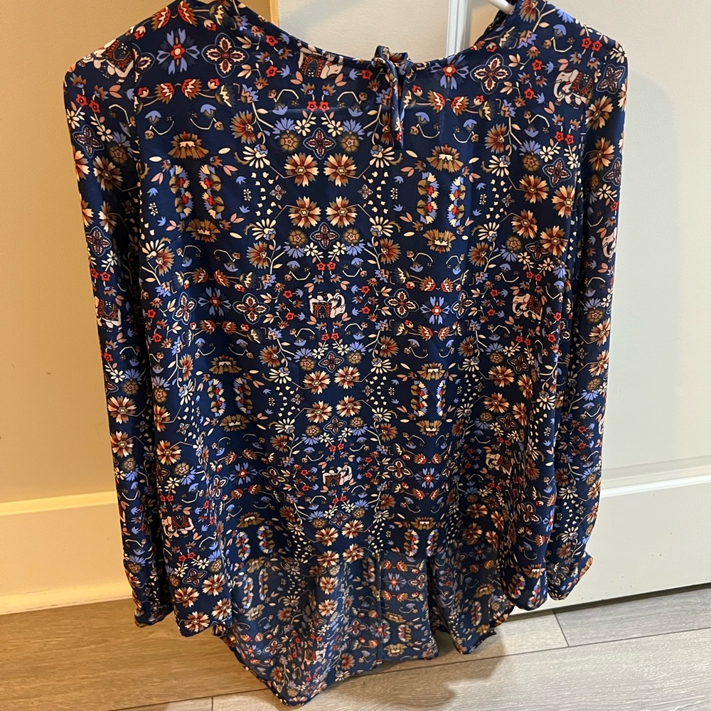 Forever 21 Floral Tieback Shirt/Blouse/Top